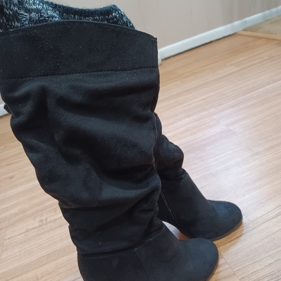 CHARLOTTE RUSSE BOOTS FOR WOMAN SIZE 8. SUEDE - Picture 5 of 7